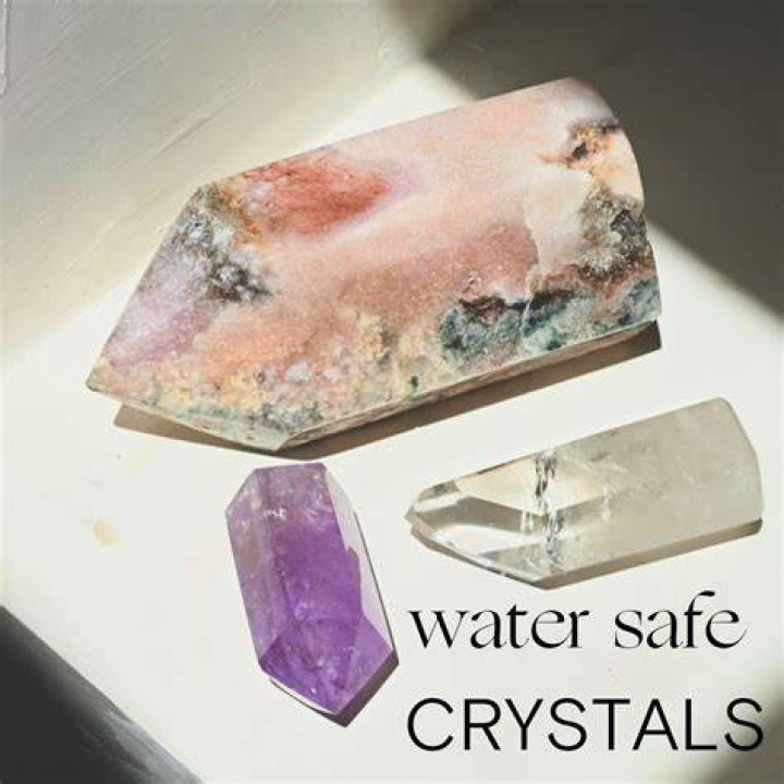 Can Swarovski crystals get wet?