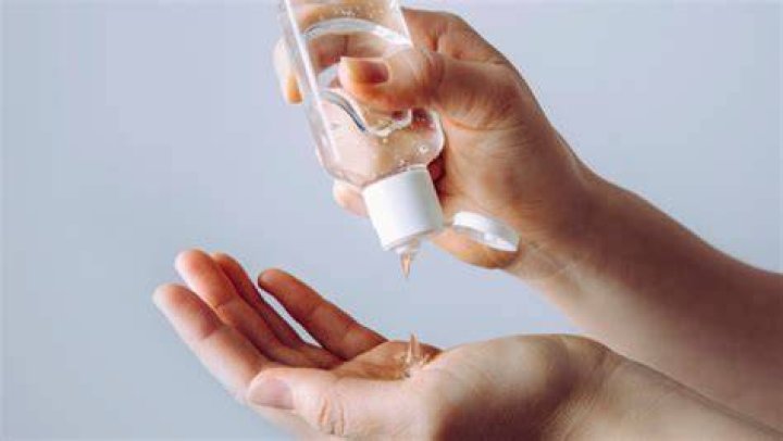 Can you mix hand sanitizer with juice?