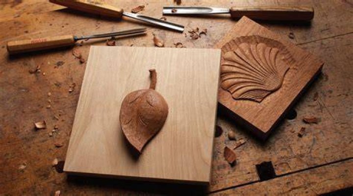 Is cedar a good wood to carve?