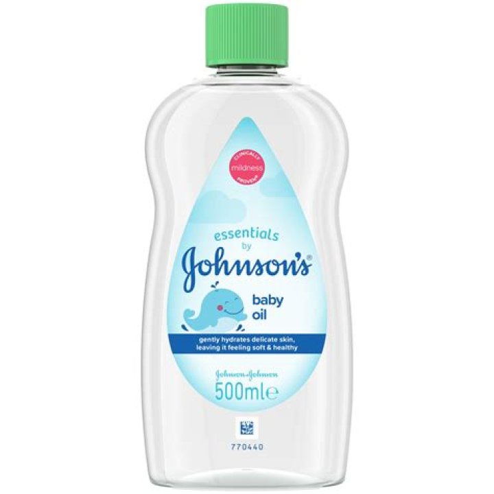 Is Johnson's baby oil Harmful?